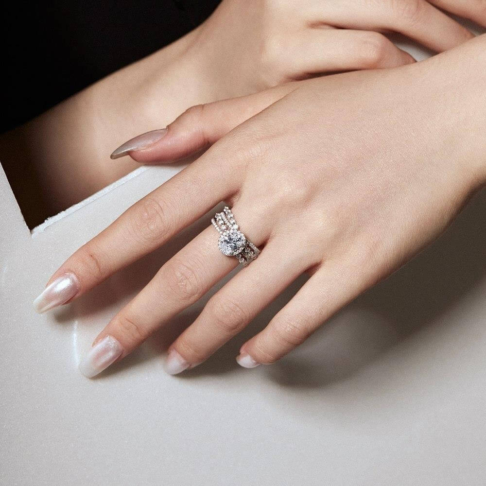 S925 Silver 1.5ct Pear-Shaped Moissanite Ring for Women | Elegant Luxury Silver Jewelry | Timeless Engagement or Gift Idea