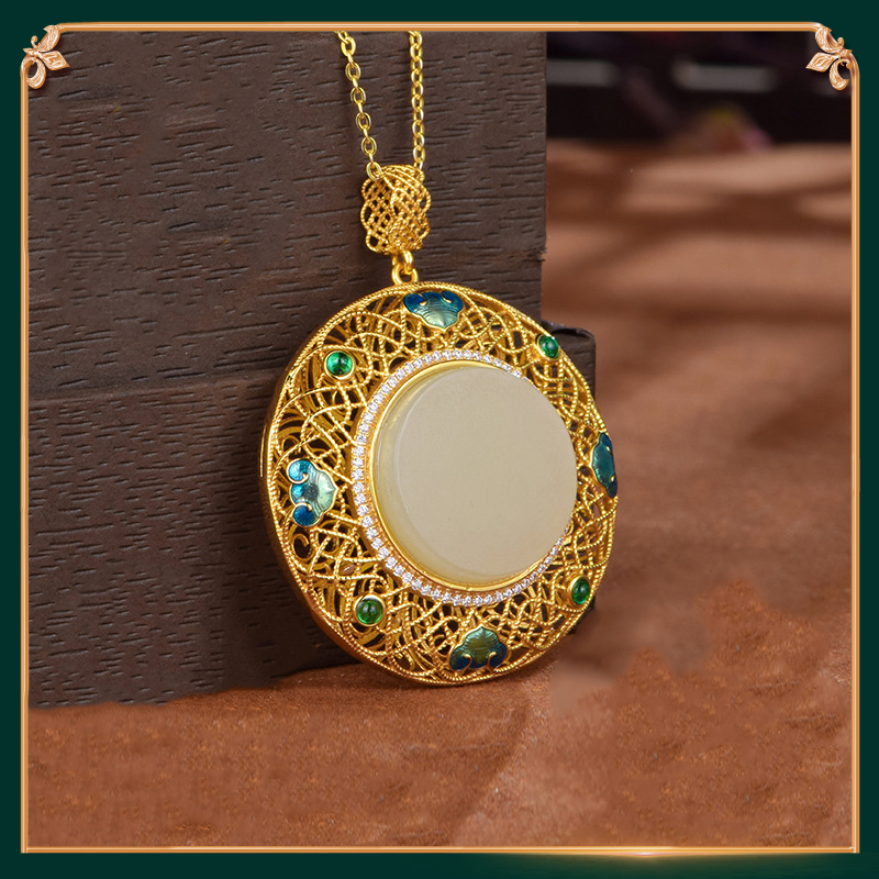 Ruyi Pendant (circular)