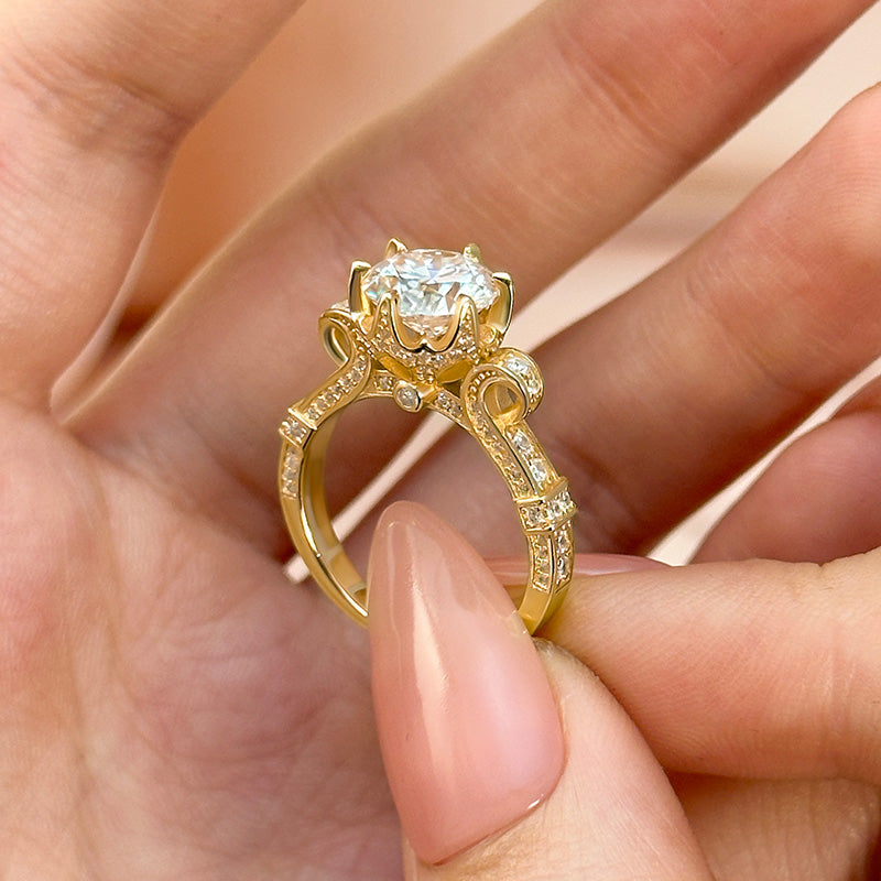 Moissanite 2.0 Carat Round Cut Vintage Engagement Ring
