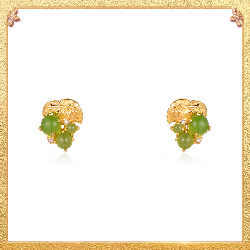 Grapes Ear studs